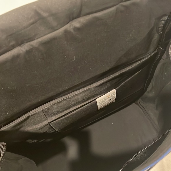 Kiwee Square Backpack - Picture 7 of 15